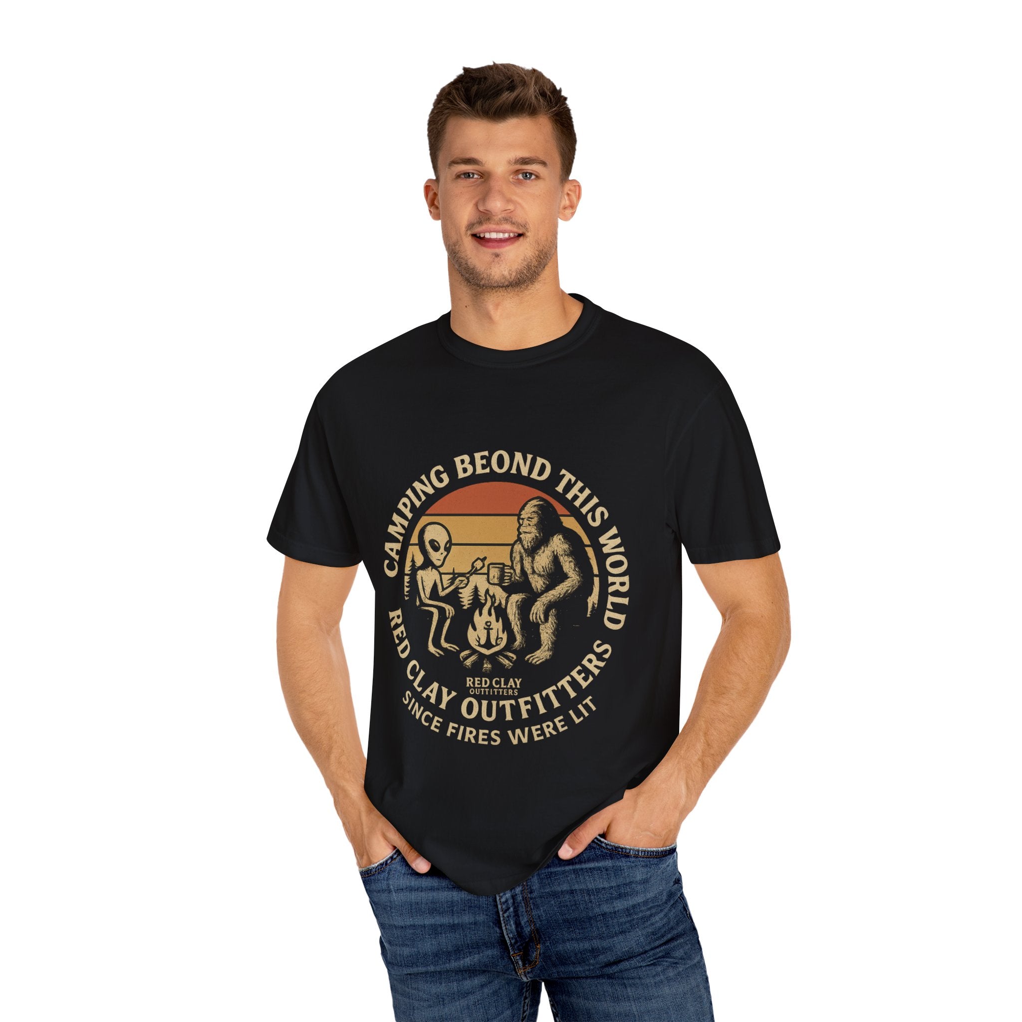Unisex T-shirt Bigfoot Alien Outdoors Red Clay Outfitters