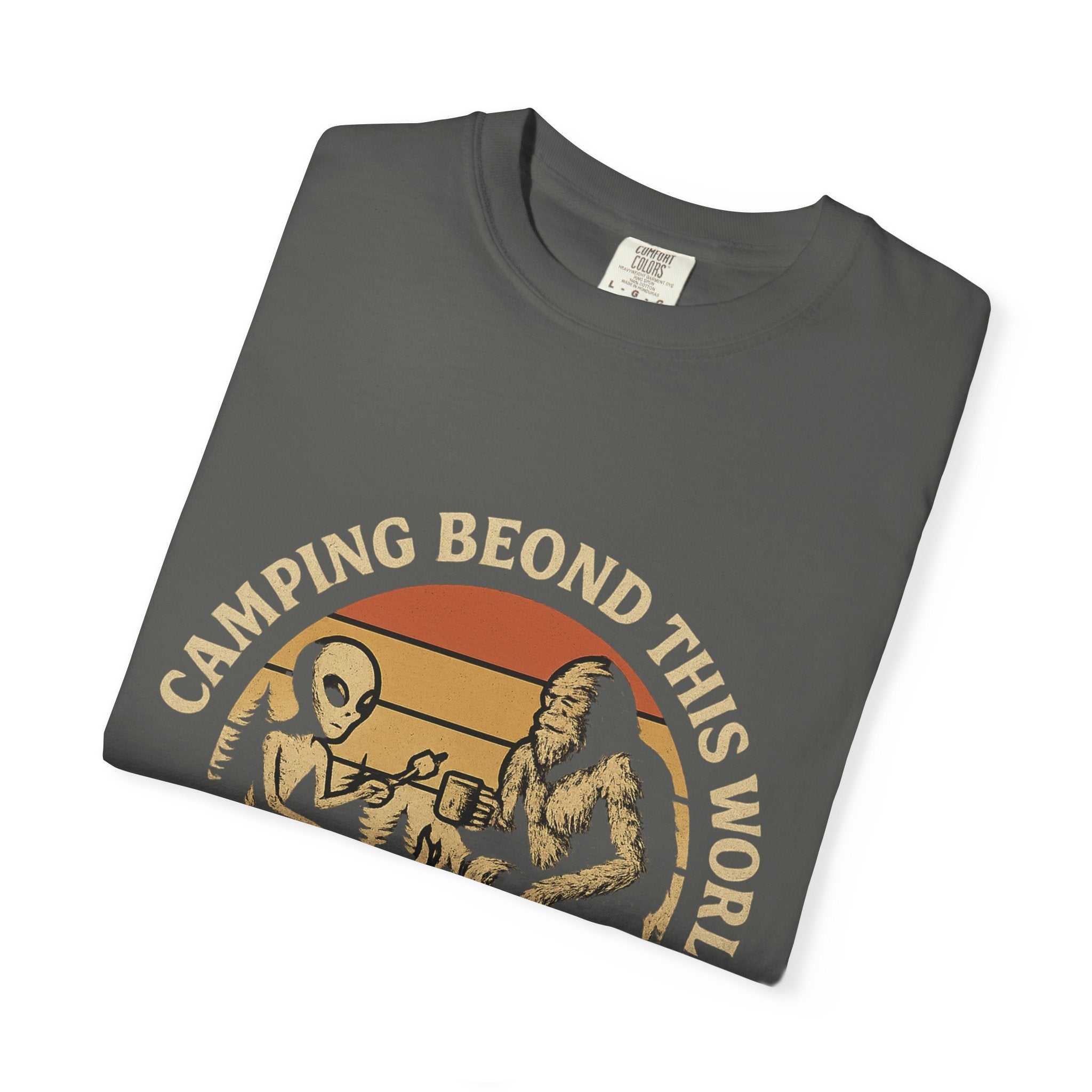 Unisex T-shirt Bigfoot Alien Outdoors Red Clay Outfitters