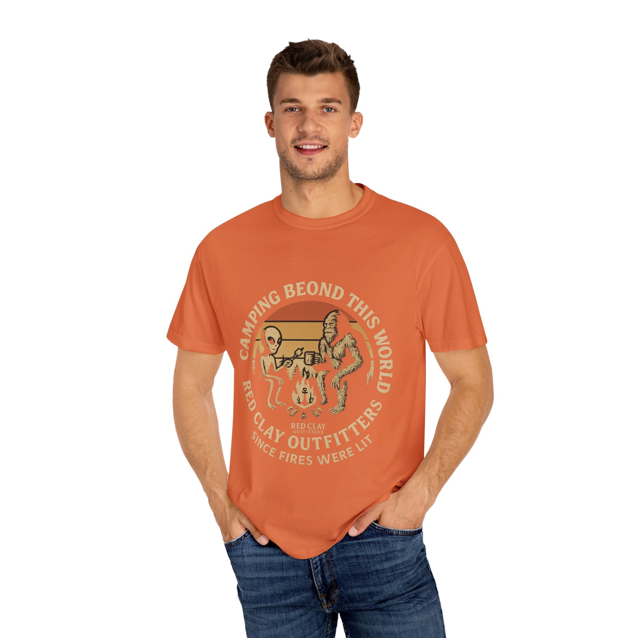 Unisex T-shirt Bigfoot Alien Outdoors Red Clay Outfitters